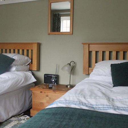 Ivy Cottage B And B Buckingham Extérieur photo